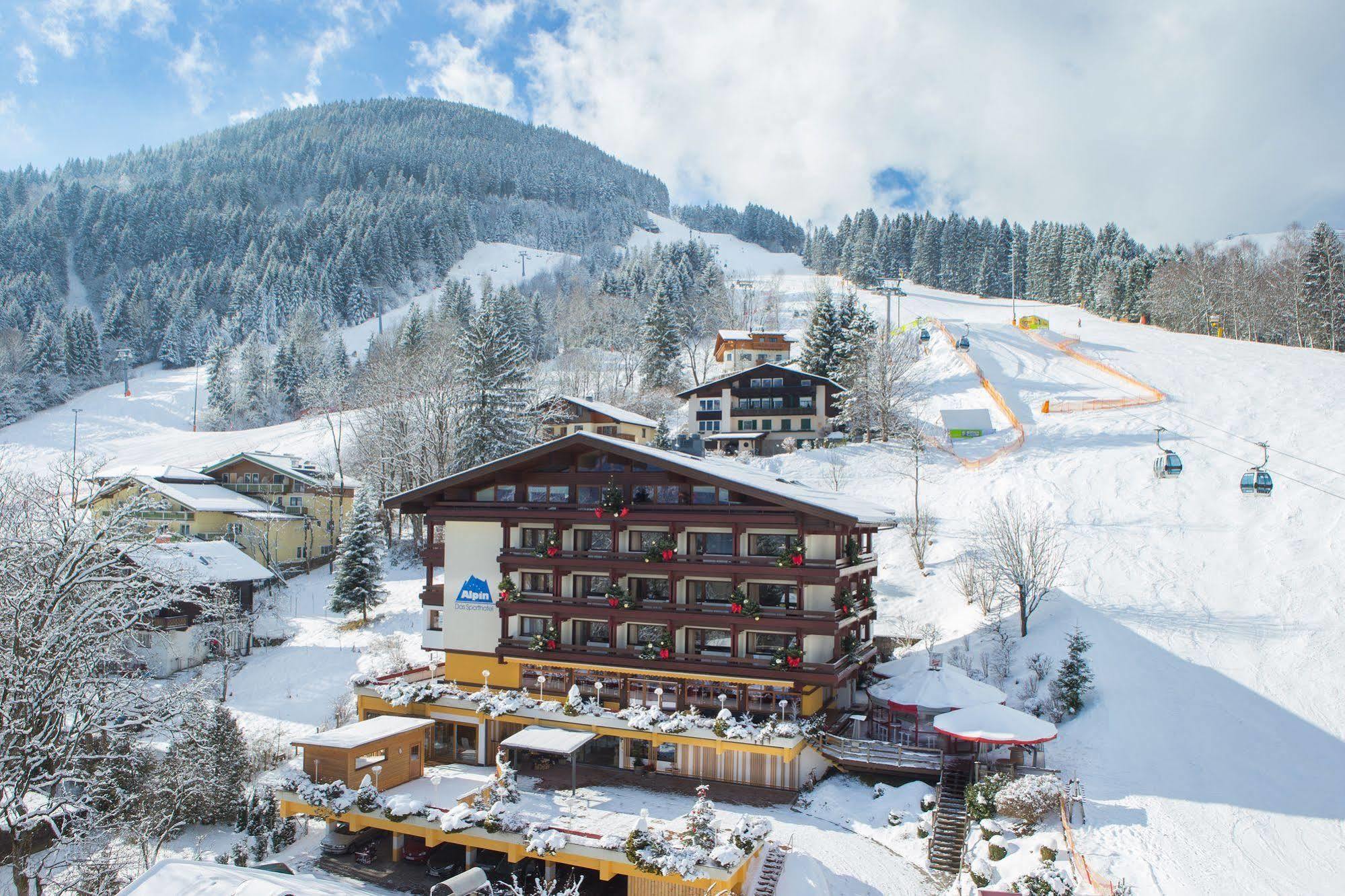 Alpin- Das Sporthotel - Ski In Ski Out Cityxpress, Summercard Included เซลล์อัมเซ ภายนอก รูปภาพ